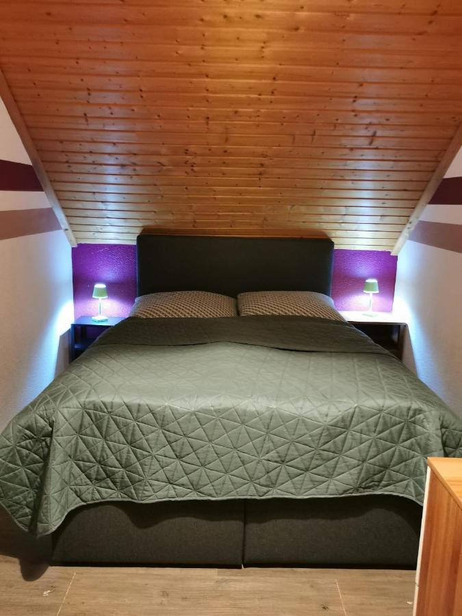 Wohnung Naehe Losheimer Stausee Niederlosheim Luaran gambar